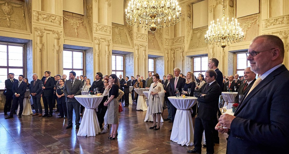 Nově založená Česko-lichtenštejnská společnost zahájila svoji činnost slavnostním večerem v Lobkowiczkém paláci na Pražském hradě dne 11. dubna 2018.